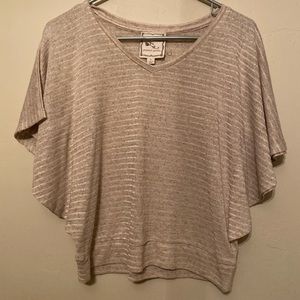 Flowy small cream blouse